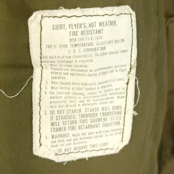 Vtg US Military Shirt Men's Med Sting Ray 13 3rd AVN DET Patch Zip Front 70s